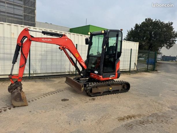 Kubota U27-4