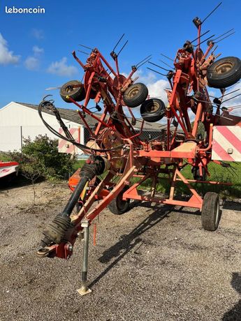 Kuhn GF 8702 T