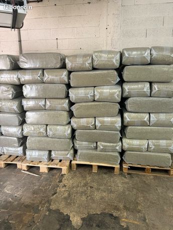 Laine de roche à souffler ou à épandre à la main