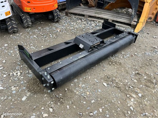 Lame de nivellement pour pelle de 1T5 à 6T