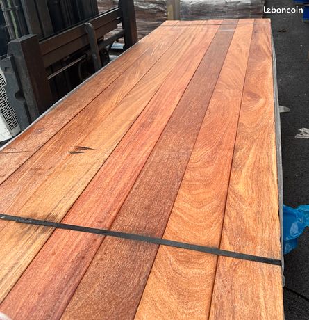 Lame de terrasse en bois exotique cumaru