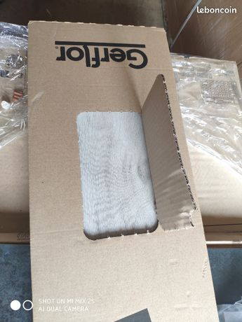 Lame PVC clipsable "Batiste" l. 21 x L. 123 cm x Ép. 4 mm - Gerflor neuf