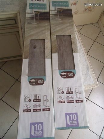 Lames de sol adhésives