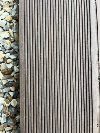 Lames de terrasse composite