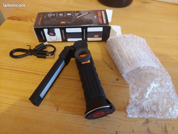 Lampe baladeuse mecanique et chantier