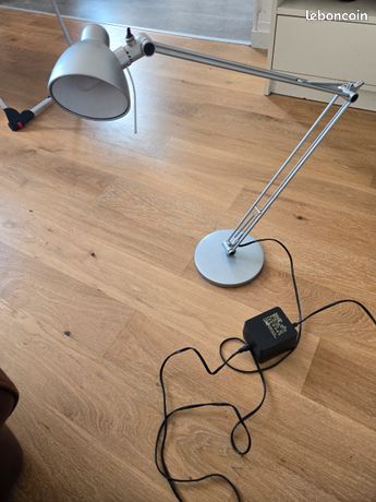 Lampe de table a dessin