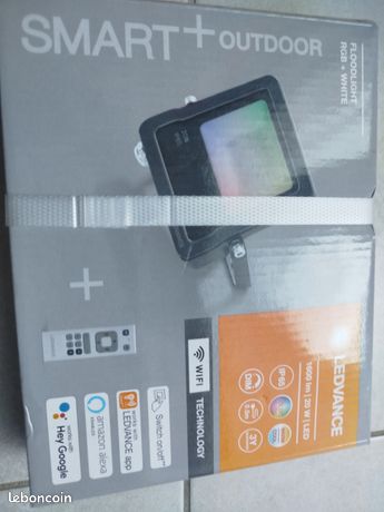 Lampe extérieur connectée