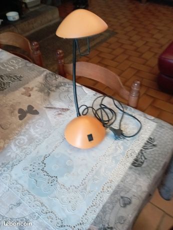 Lampe halogène de bureau