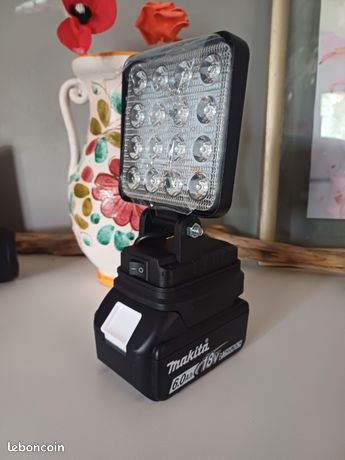 Lampe led de travail puissante fonctionnant avec batterie Makita 14.4 18 v