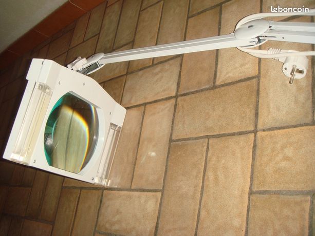 Lampe loupe d'architecte