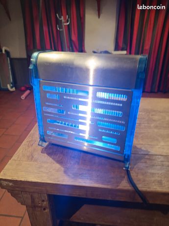 Lampe uv pour insectes volants