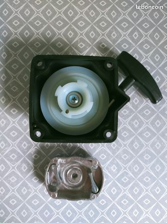 Lanceur pour débroussailleuse avec cliquet