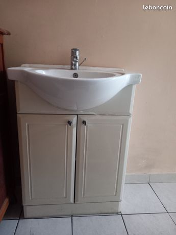 Lavabo sur meuble