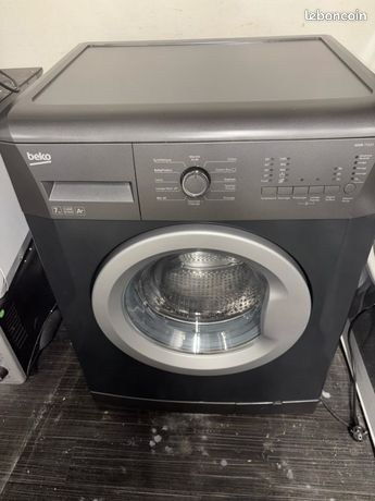 Lave linge Beko 7 kg 1200 tours fonctionne très bien et bon état général