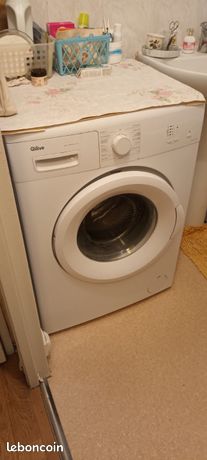 Lave-linge blanc à hublot 6kilos ++ machine vêtements 1200 tours/min Qilive 2021