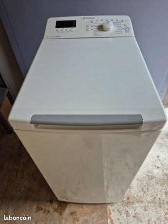 Lave linge chargement par dessus indesit
