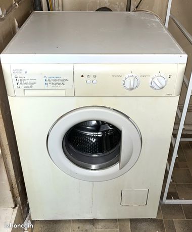 Lave linge hublot Arthur Martin LF0823
