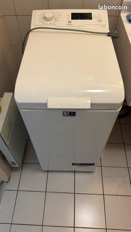 Lave-linge compact ouverture par le haut état staisfaisant