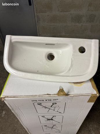 Lave-mains pour WC Neuf et propre