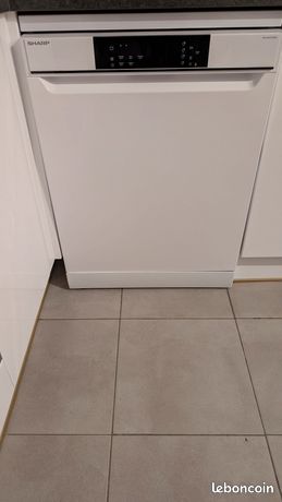 Lave vaiselle SHARP