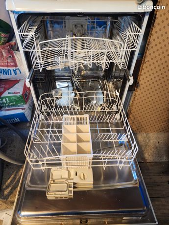 Lave vaisselle 10/12 couverts