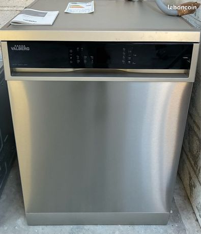 Lave vaisselle 12S45 VALBERG