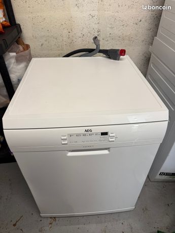 Lave vaisselle 13 couverts AEG FFB52610ZW