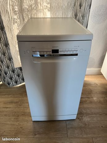 Lave-Vaisselle BOSCH pose-libre 45 cm