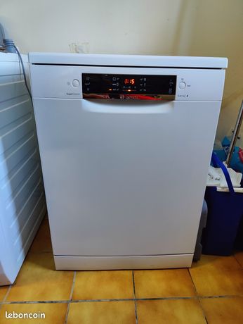 Lave-vaisselle BOSCH SMS46IW20E Très bon état
