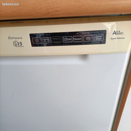 Lave vaisselle Candy 15 couverts