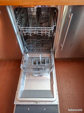 Lave-vaisselle Encastrable 45cms- État Neuf