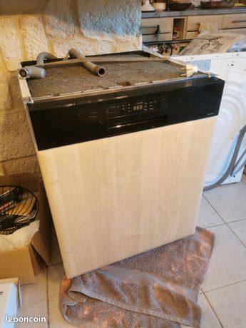 Lave vaisselle encastrable b essentiel ELVI 454 n