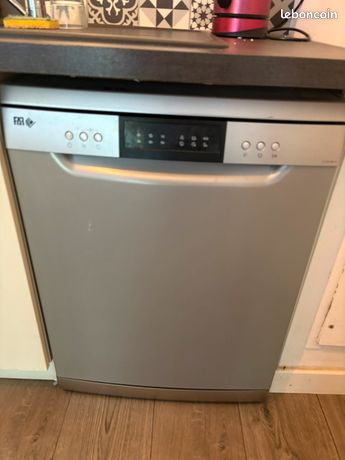 Lave vaisselle FAR bon état