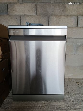 Lave vaisselle pose libre Samsung DW6R7050FS