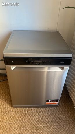 Lave-vaisselle pose libre WHIRLPOOL WFC3C34PX. Lave-vaisselle Whirlpool WFC3C34PX – Très bon état