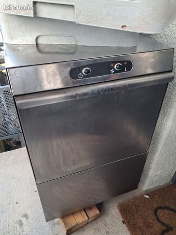 Lave vaisselle professionnel SILANOS