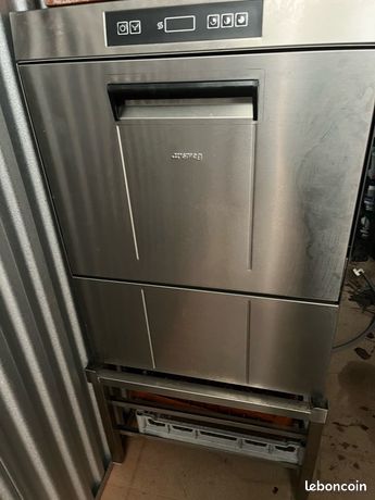 Lave vaisselle proffessionel