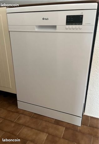 Lave vaisselle quasi neuf max 5 utilisations