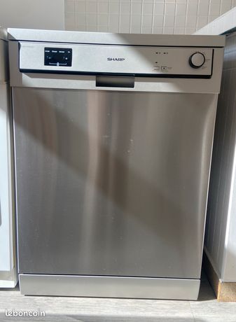 Lave-vaisselle SHARP