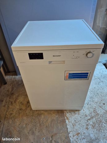 Lave vaisselle sharp