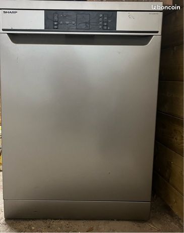 Lave vaisselle Sharp