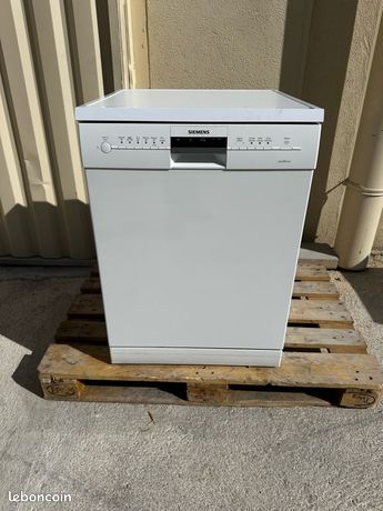 Lave-vaisselle Siemens 14 couverts + panier supérieur à couvert (sous Garantie)