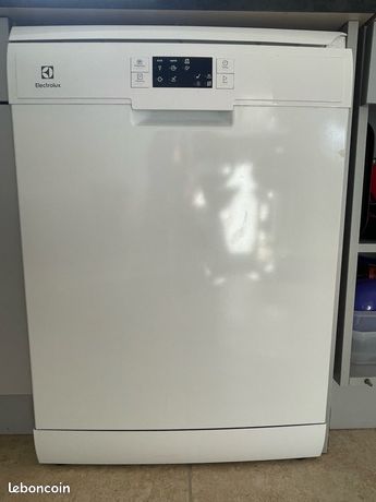 Lave vaisselle très bon état