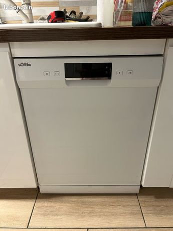 Lave vaisselle VALBERG