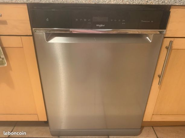 Lave vaisselle Whirlpool 6 em sens très bon état