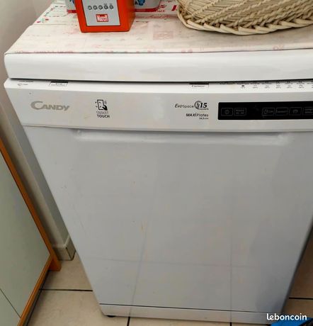 Lave-vaiselle CANDY 2DS52W47