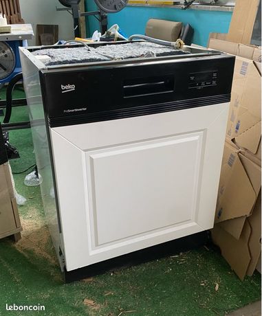 Lave vaisselle Beko encastrable 60 cm pdsn15310b