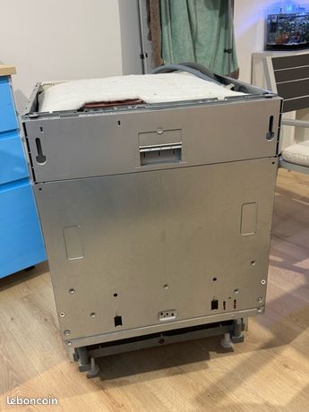Lave vaisselle whirlpool 6th sens encastrable