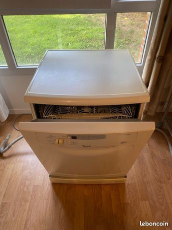 Lave-vaisselle Whirlpool + Plaque de cuisson gaz (combiné)