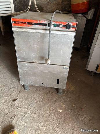 Lave verre professionnel